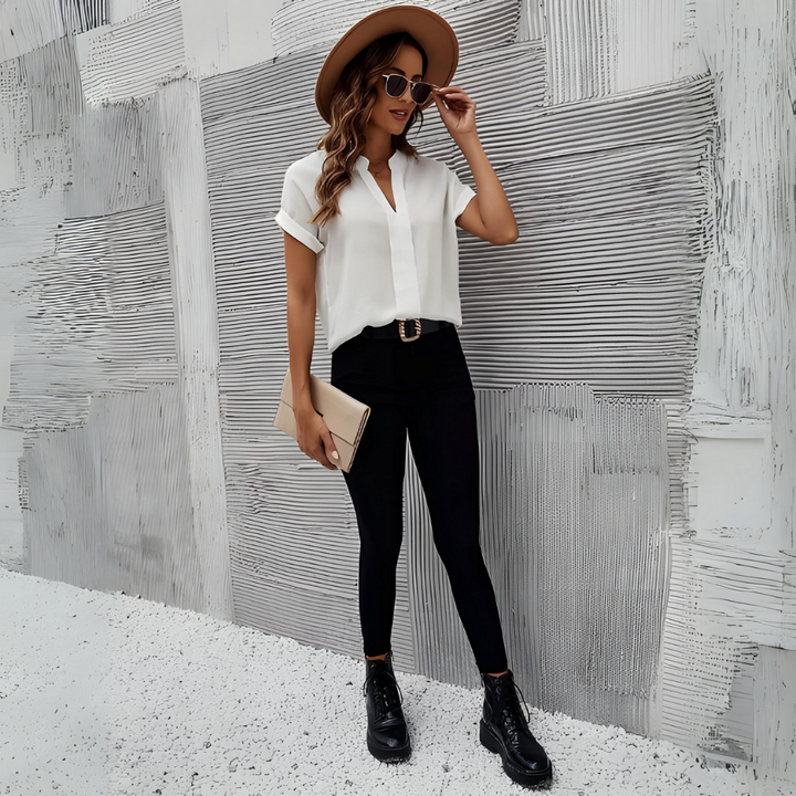 Bella | Dames Chiffon Blouse met V-Hals en Korte Mouwen