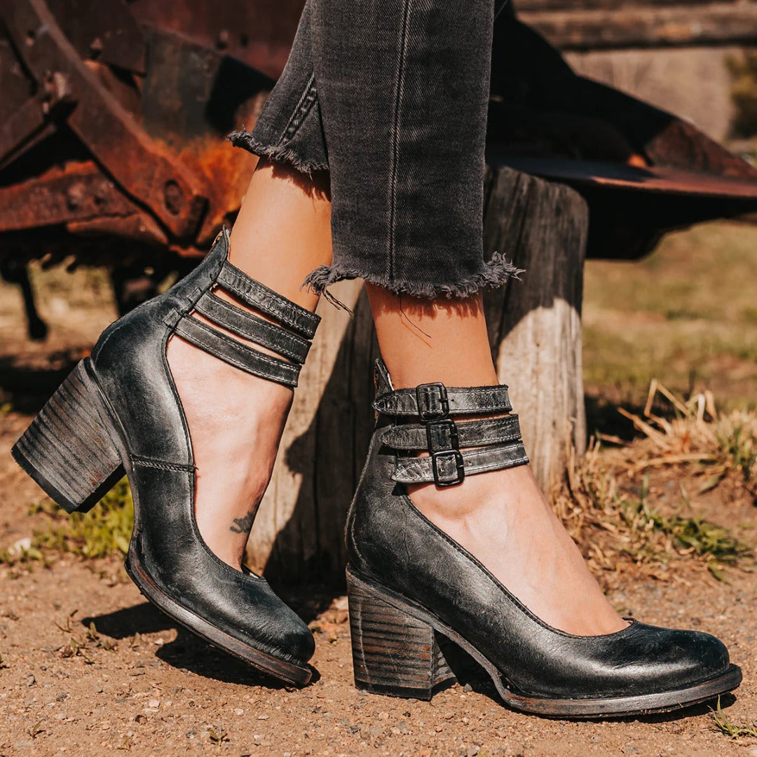 Zoë | Dames Schoenen Met Gespband En Blokhak