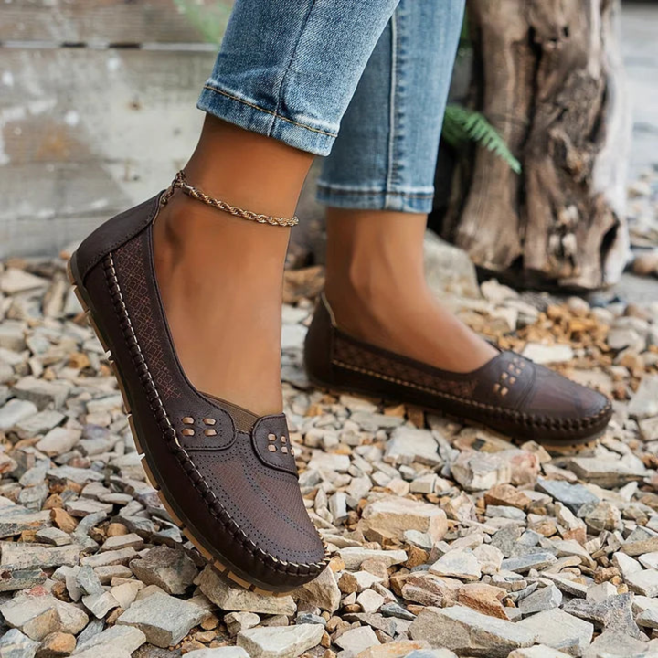Ember | Dames Geperforeerde Comfortabele Instap Loafers