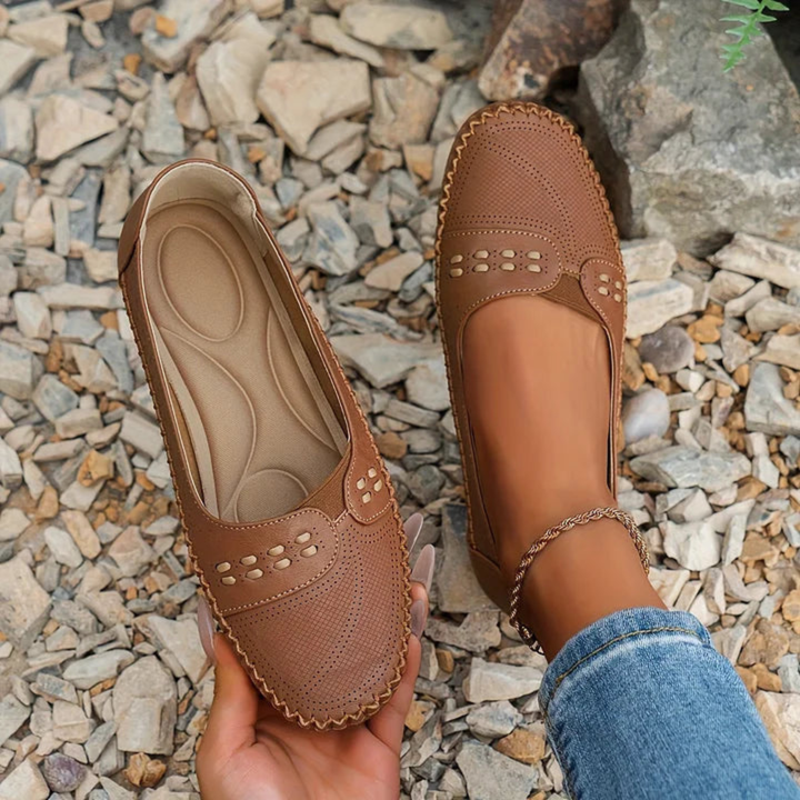 Ember | Dames Geperforeerde Comfortabele Instap Loafers