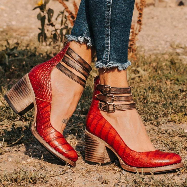 Zoë | Dames Schoenen Met Gespband En Blokhak