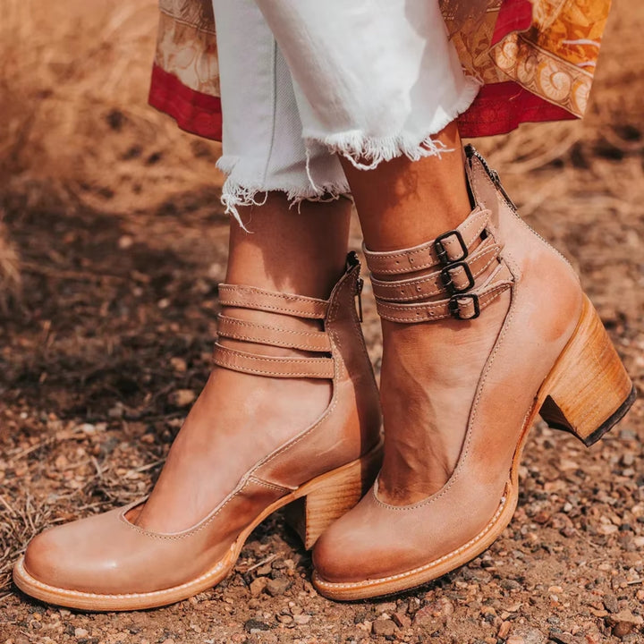 Zoë | Dames Schoenen Met Gespband En Blokhak