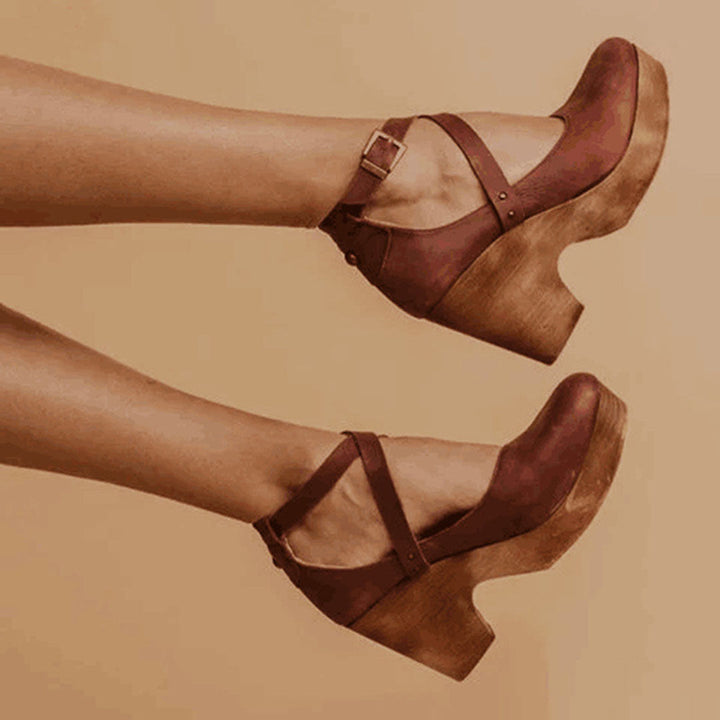 Eliza | Dames Schoenen Met Gespband En Plateauhak