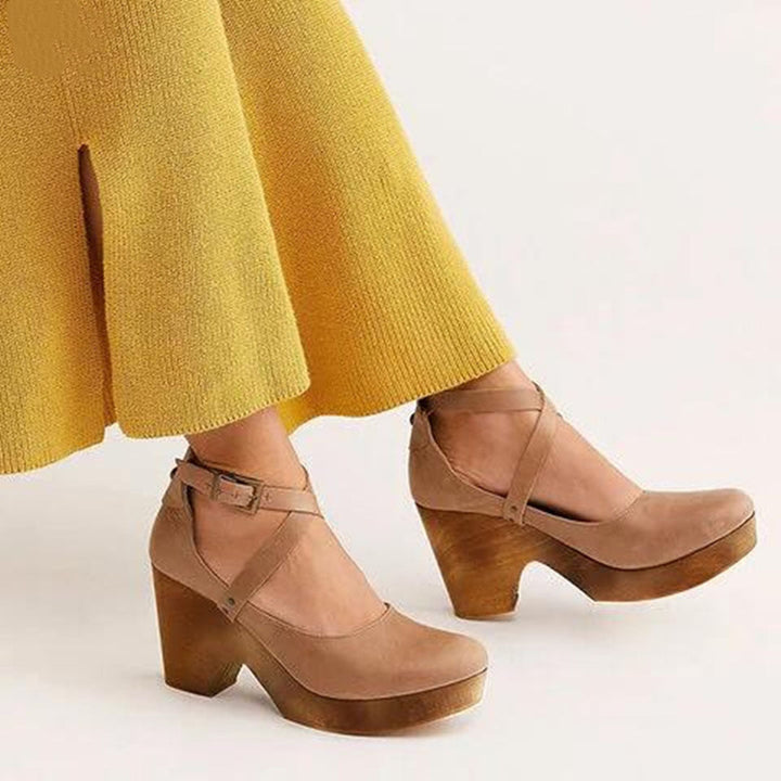 Eliza | Dames Schoenen Met Gespband En Plateauhak