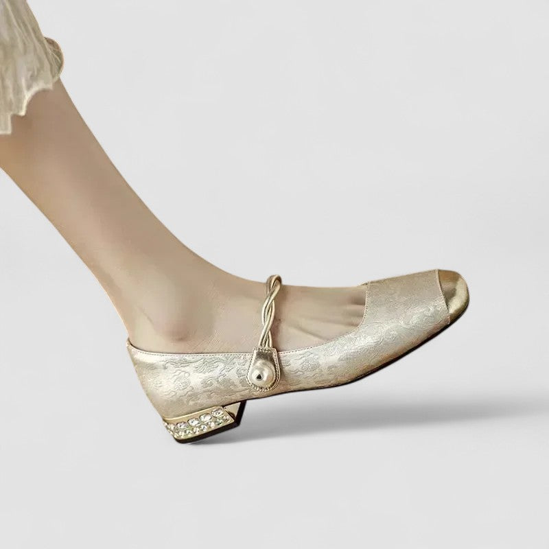 Riley | Dames schoenen met banddetail en lage hak