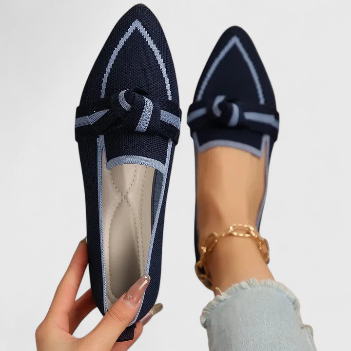 Bailey | Dames orthopedische loafers met puntige neus en knoopdetail