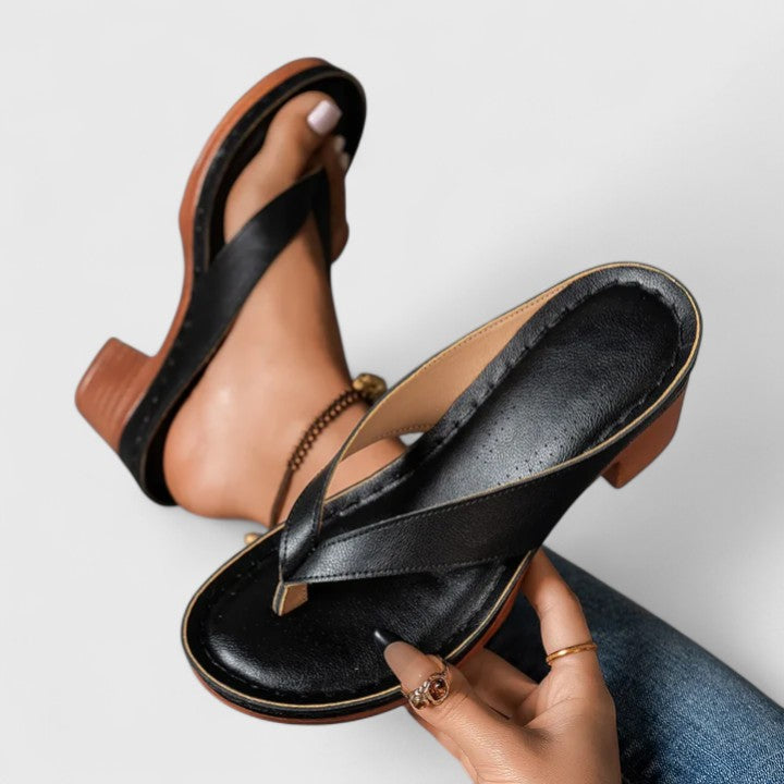 Jasmine | Dames Teensandalen met Blokhak