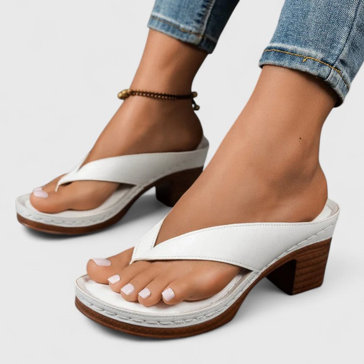 Jasmine | Dames Teensandalen met Blokhak