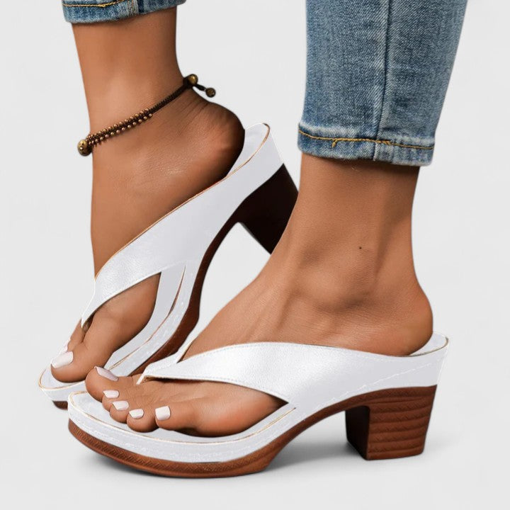 Jasmine | Dames Teensandalen met Blokhak
