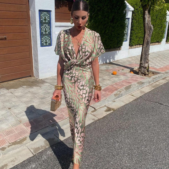 Bethany | Dames Midi-jurk met Diepe Halslijn en Wikkelmodel