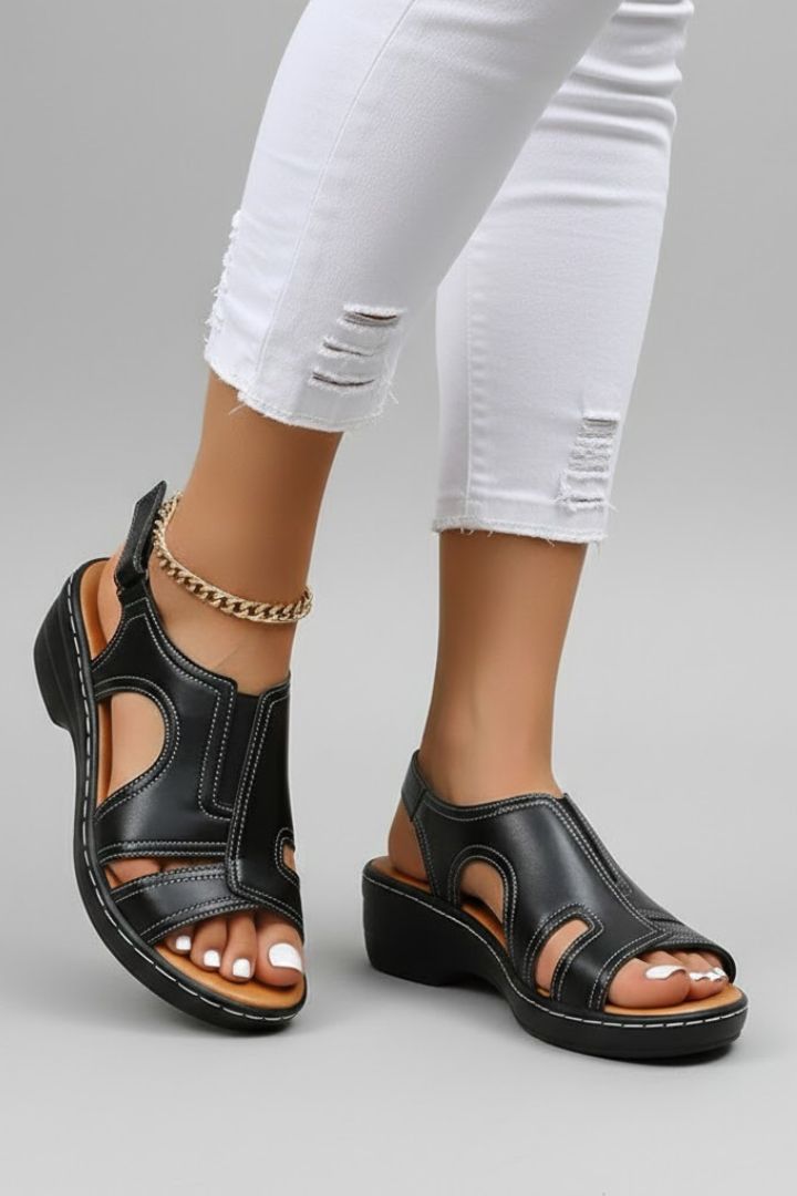 Kaia  | Dames Plateau Sandalen met Open Teen en Uitsparingen