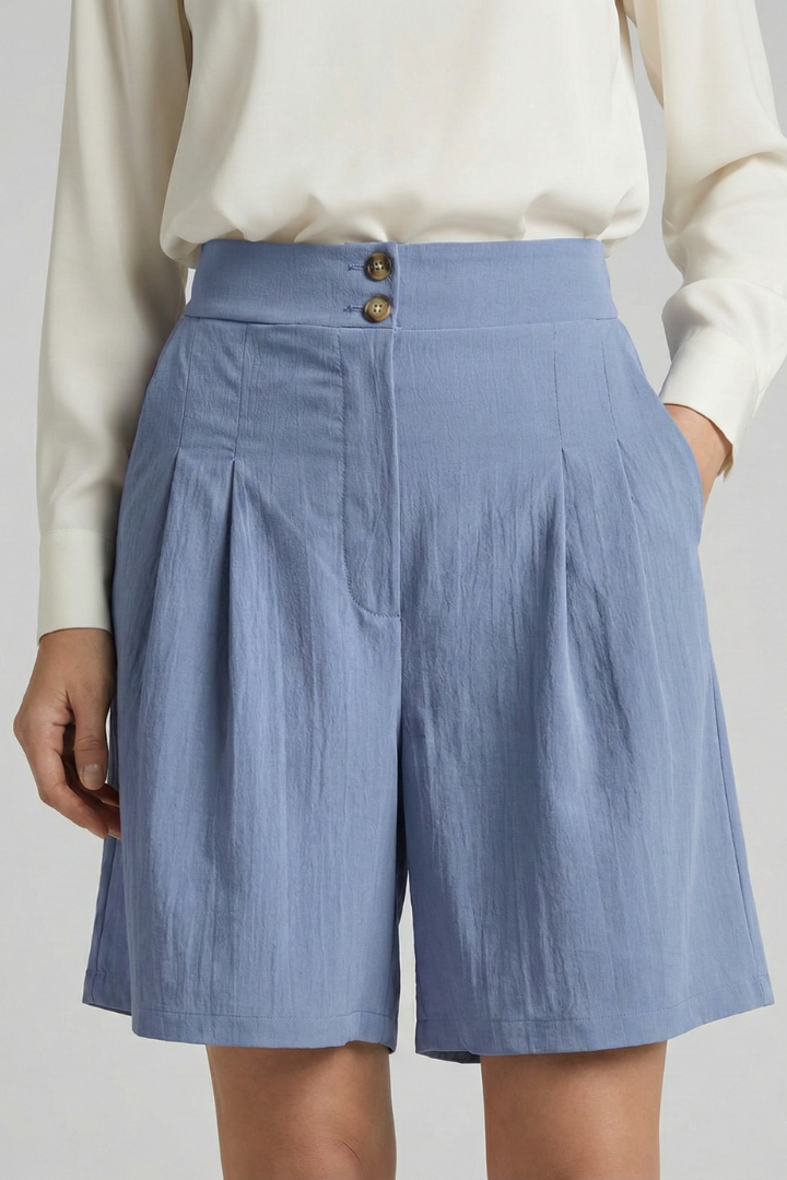 Kamila | Dames shorts met hoge taille en plooien in klassieke snit