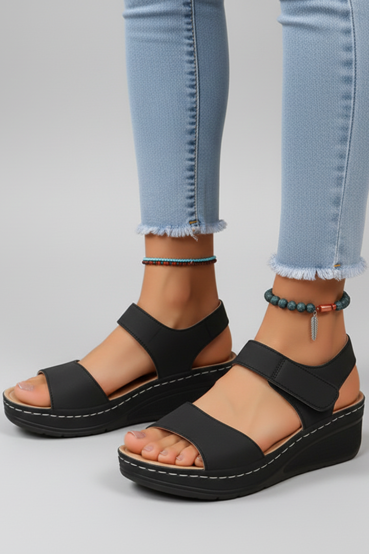 Lennon | Dames Sandalen met Gesp en Structuurdetail