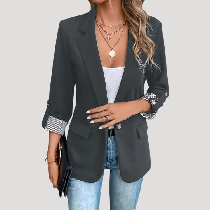 Chelsea | Dames Tailored Blazer met Enkele Knopen en Opgerolde Mouwen