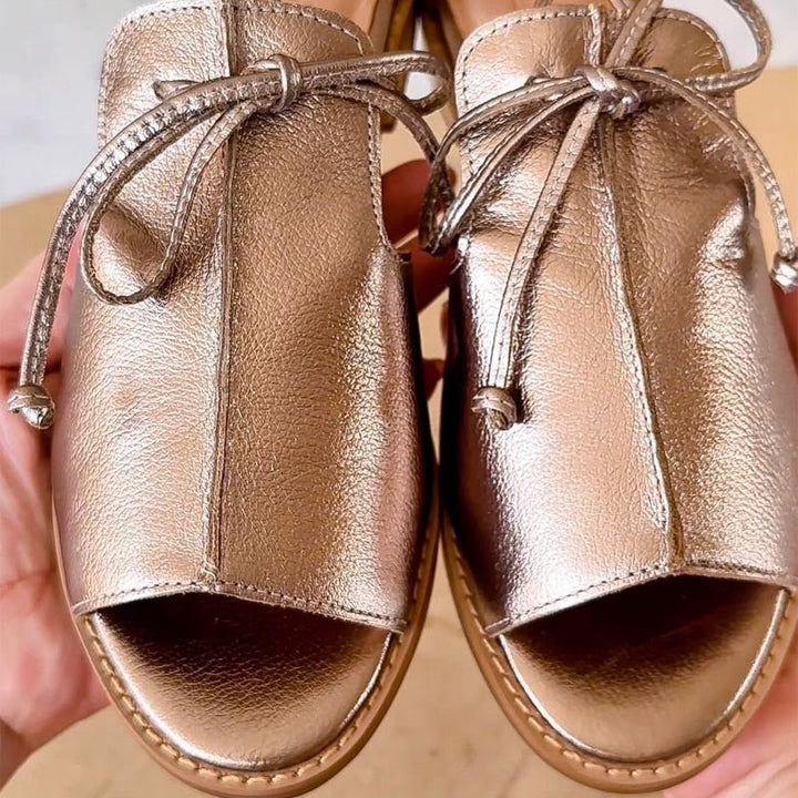 Dames Metallic Open Teen Sandalen Strikbandje Plat