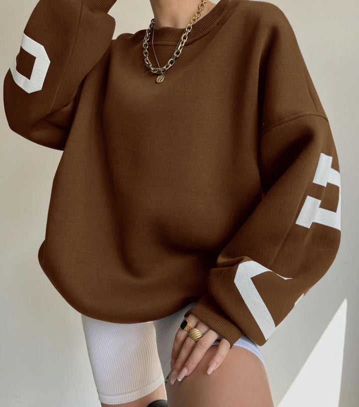 Dames Oversized Varsity-Print Fleece Crewneck Sweater - Brown