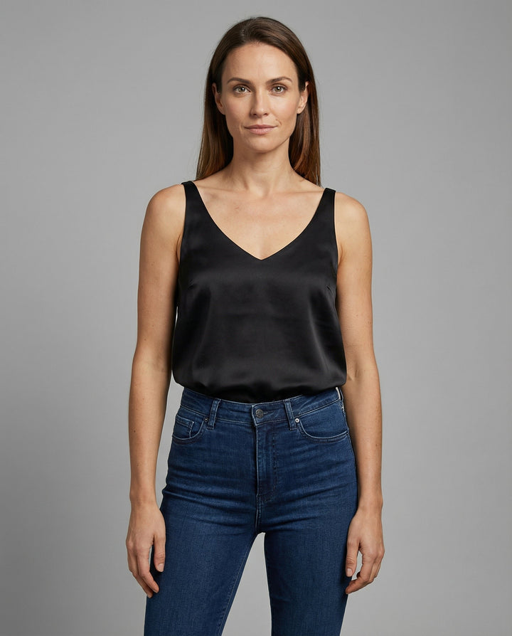 Dames Satijn V-hals Brede Bandjes Camisole Top - Black