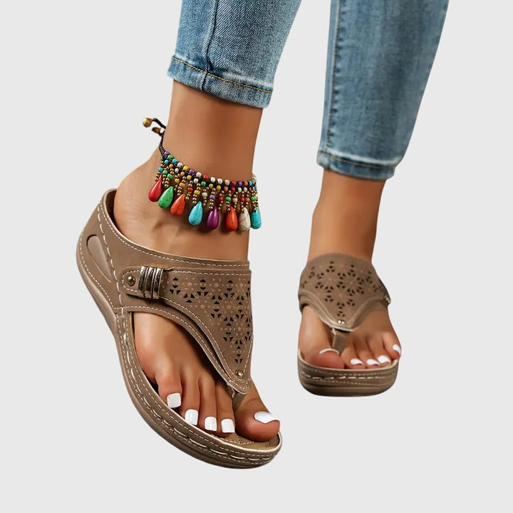 Amelia | Dames instap platte sandalen