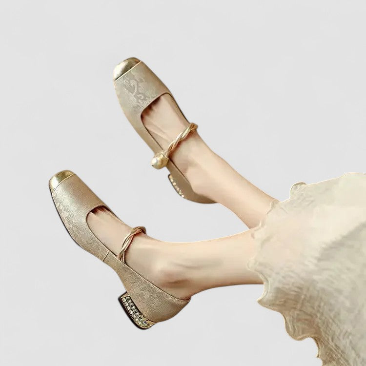 Riley | Dames schoenen met banddetail en lage hak
