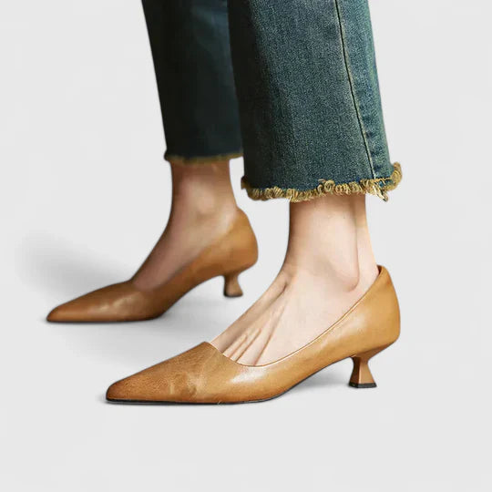 Dakota | Dames elegante puntige pumps met lage hak