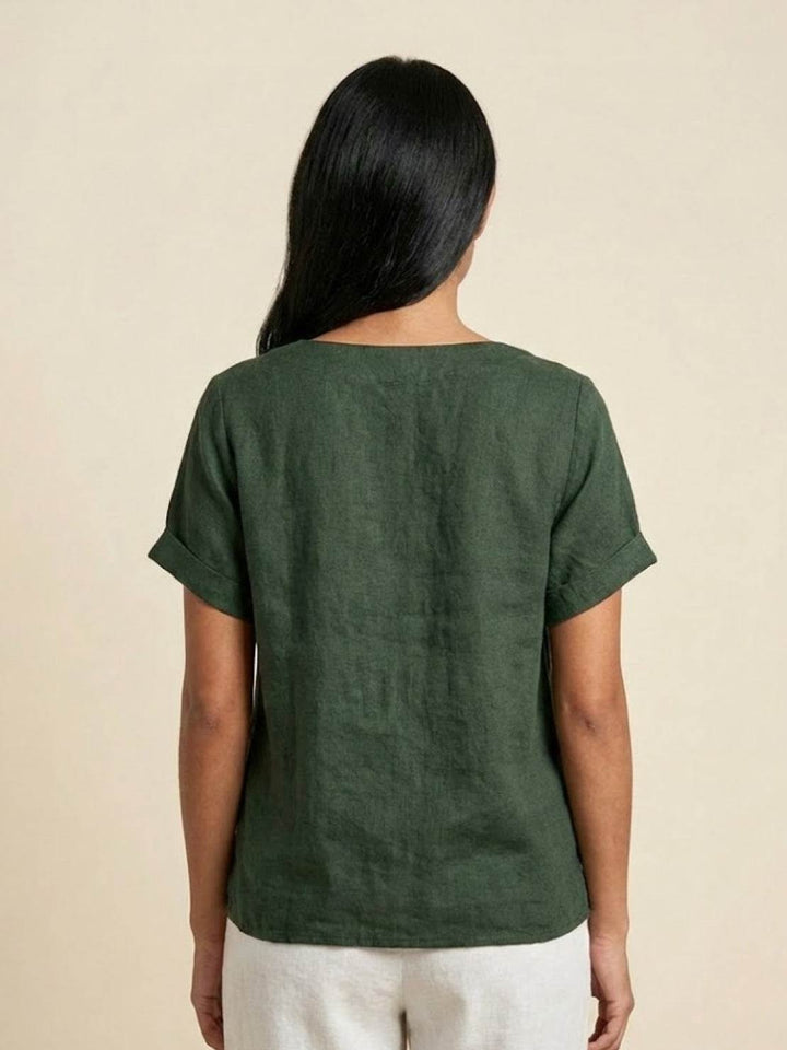 Amelia | Dames Linnen Blouse Met Ronde Hals En Knoopsluiting