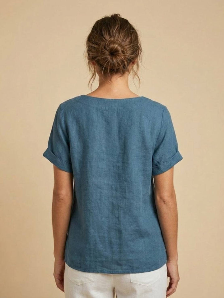 Amelia | Dames Linnen Blouse Met Ronde Hals En Knoopsluiting