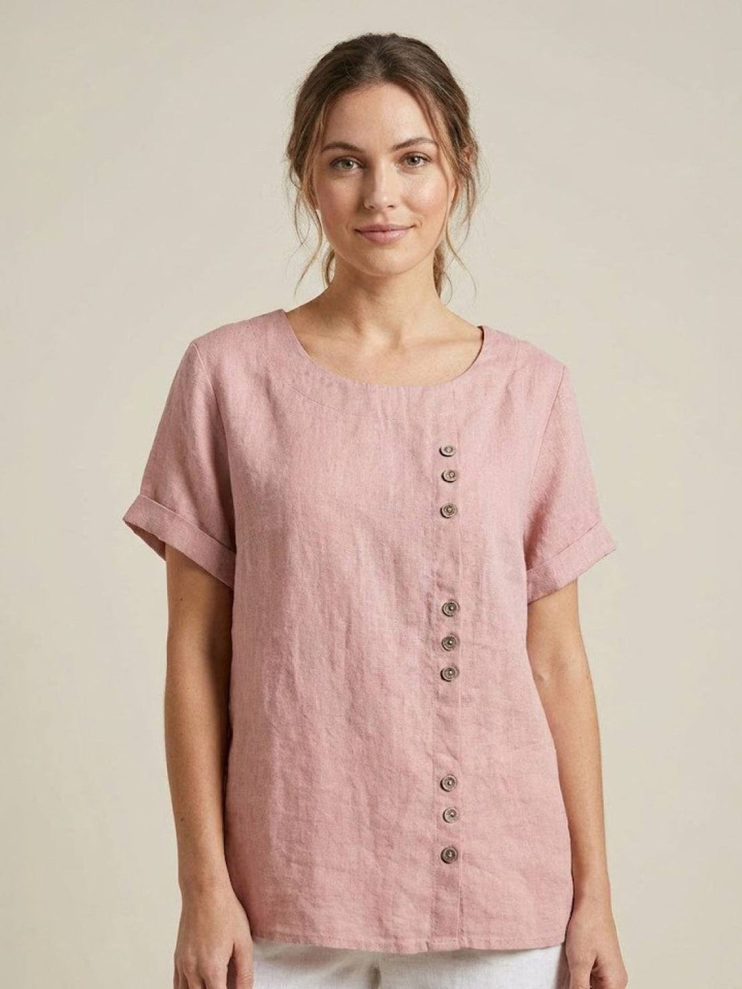 Amelia | Dames Linnen Blouse Met Ronde Hals En Knoopsluiting