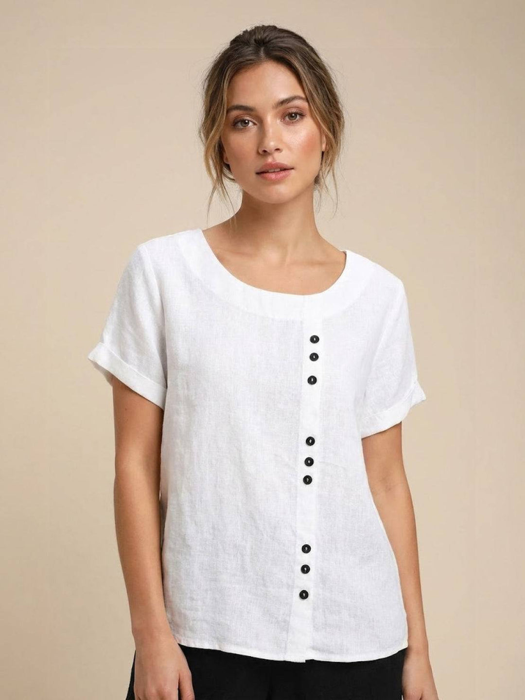 Amelia | Dames Linnen Blouse Met Ronde Hals En Knoopsluiting