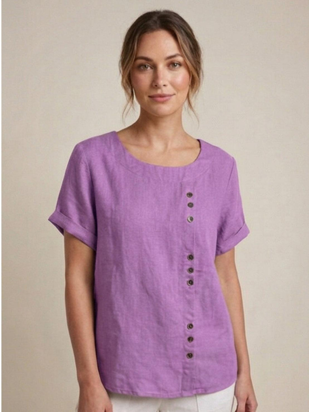 Amelia | Dames Linnen Blouse Met Ronde Hals En Knoopsluiting