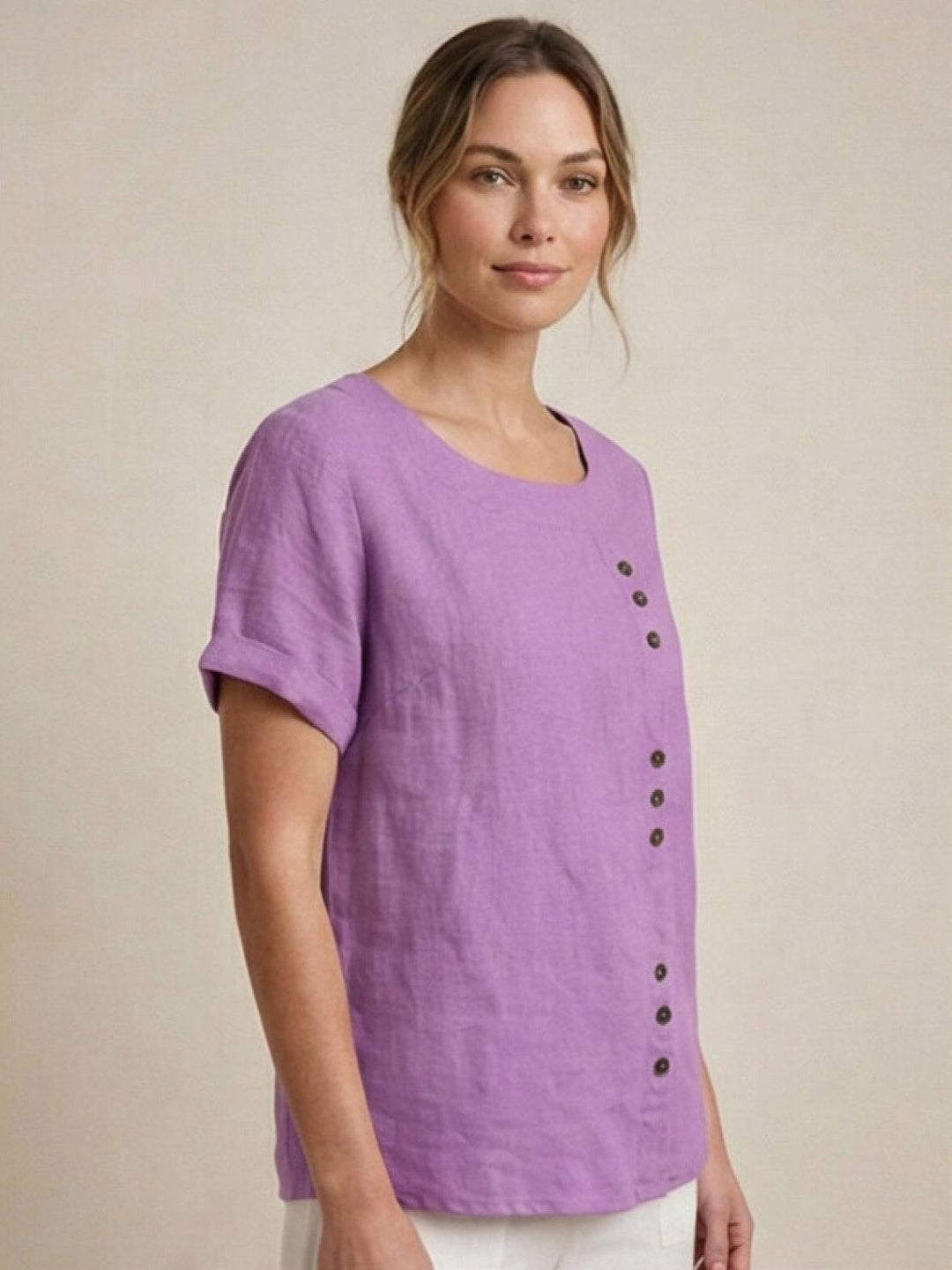 Amelia | Dames Linnen Blouse Met Ronde Hals En Knoopsluiting