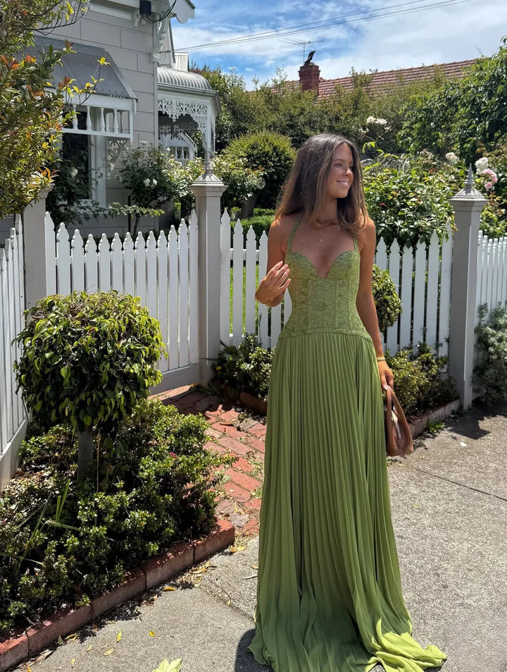 Sophia | Dames Halter Geplooide Maxi Jurk Voor Bruiloftsgasten