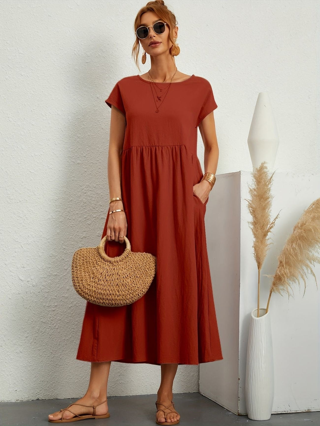 Dahlia | Dames Korte Mouwen Losse Midi Jurk Met Zakken