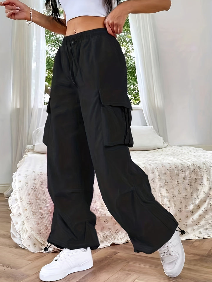 Chloe | Dames Cargo Broek Met Wijde Pijpen En Zakken