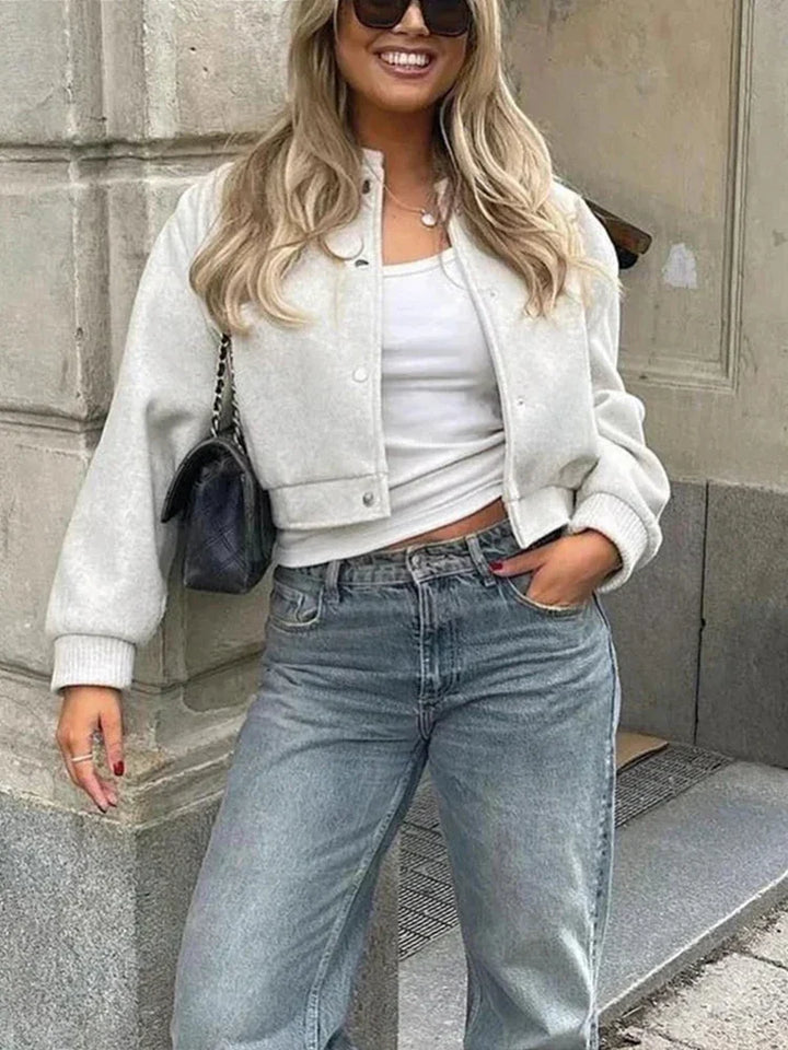 Anna | Dames Cropped Bomberjas Met Knoopsluiting Aan De Voorkant